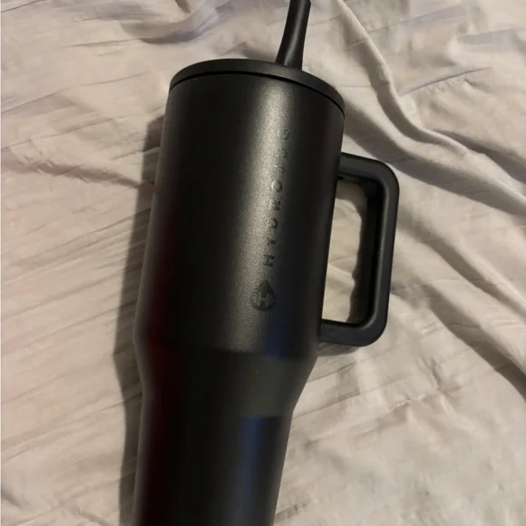 Stylish BEIS Flame Travel Tote Bag & Black Hydrojug 40 oz Tumbler. - Picture 8 of 10